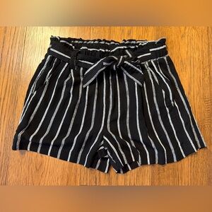 Jolt Dillards Women's High Waist Black and White Striped Shorts